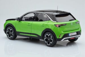 Opel Mokka-e GS Line Matcha Зелен Otto 1:18 OT435 Смола — снимка 4 от 5