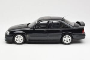 Opel Omega A Lotus Imperial Dark Зелен Металик Otto 1:18 OT153 Смола — снимка 3 от 6