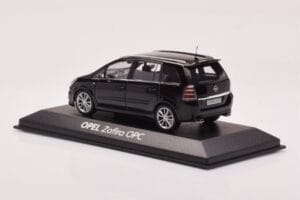 Opel Zafira B OPC Черен Minichamps 1:43 1799622 Метал — снимка 3 от 4