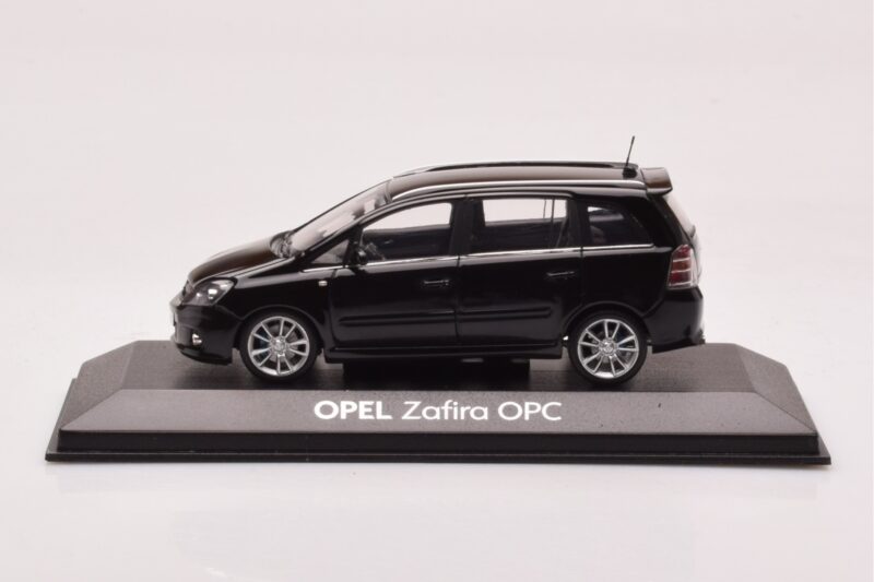 Opel Zafira B OPC Черен Minichamps 1:43