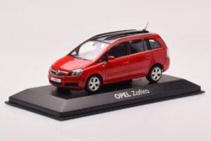 Opel Zafira B OPC Червен Minichamps 1:43 400045300 Метал — снимка 2 от 4
