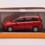 Opel Zafira B OPC Червен Minichamps 1:43 - image 4 of 4
