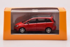 Opel Zafira B OPC Червен Minichamps 1:43 400045300 Метал — снимка 4 от 4
