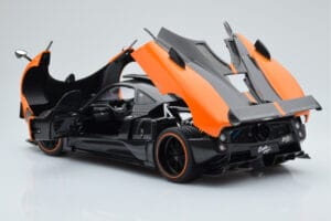 Pagani Zonda Cinque Оранжев St Tropez Almost Real 1:18 850603001 Метал — снимка 7 от 8