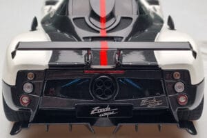 Pagani Zonda Cinque Бял Benny Almost Real 1:18 850601001 Метал — снимка 11 от 12