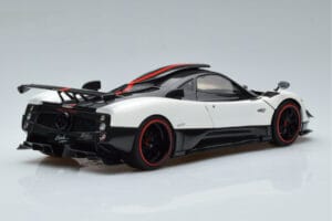 Pagani Zonda Cinque Бял Benny Almost Real 1:18 850601001 Метал — снимка 3 от 12