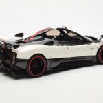 Pagani Zonda Cinque Roadster Бял Benny Almost Real 1:18 - image 3 of 8