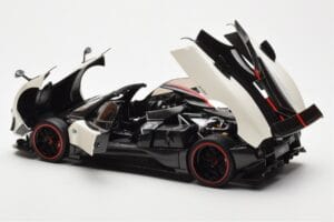 Pagani Zonda Cinque Roadster Бял Benny Almost Real 1:18 850611001 Метал — снимка 5 от 8