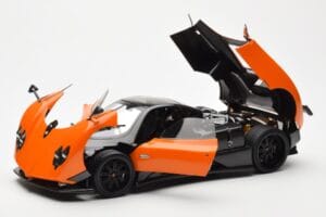 Pagani Zonda F Оранжев St Tropez Almost Real 1:18 850409001 Метал — снимка 2 от 8