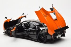 Pagani Zonda F Оранжев St Tropez Almost Real 1:18 850409001 Метал — снимка 5 от 8