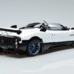 Pagani Zonda HP Barchetta Carbon Fiber Бял LCD 1:18 LCD18009 WH Метал - image 3 of 9