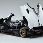 Pagani Zonda HP Barchetta Carbon Fiber Бял LCD 1:18 LCD18009 WH Метал - image 7 of 9