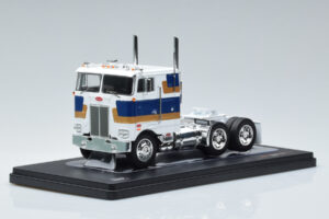 Peterbilt 352 H Бял IXO 1:43 TR078