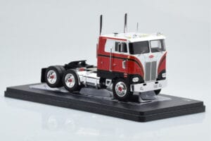 Peterbilt 352 Pacemaker Червен Бял IXO 1:43 TR097 Метал — снимка 3 от 4