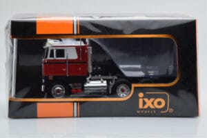 Peterbilt 352 Pacemaker Червен Бял IXO 1:43 TR097 Метал — снимка 4 от 4