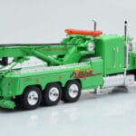 Peterbilt 359 Wrecker Road Service Зелен IXO 1:43 - image 2 of 5