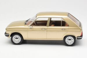 Peugeot 104 GR Бежов Металик Norev 1:18 184904 Метал — снимка 3 от 6