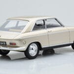 Peugeot 204 Coupe Бежов Otto 1:18 - image 2 of 6
