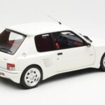 Peugeot 205 Dimma Бял Otto 1:18 - image 2 of 6