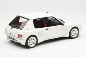 Peugeot 205 Dimma Бял Otto 1:18 OT681 Смола — снимка 2 от 6