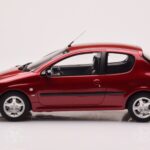 Peugeot 206 S16 Червен Otto 1:18 - image 3 of 6