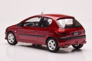 Peugeot 206 S16 Червен Otto 1:18 OT1039 Смола — снимка 5 от 6