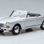 Peugeot 404 Кабриолет Сребърен Norev 1:18