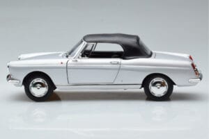 Peugeot 404 Кабриолет Сребърен Norev 1:18 184835 Метал — снимка 4 от 8