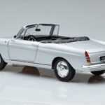 Peugeot 404 Кабриолет Сребърен Norev 1:18 - image 7 of 8