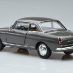 Peugeot 404 Coupe Graphite Сив Norev 1:18 - image 6 of 7