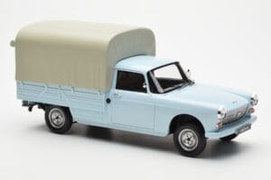 Peugeot 404 Pickup Bache Пастелно Синьо Otto 1:18 OT1036 Смола — снимка 4 от 6