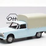 Peugeot 404 Pickup Bache Пастелно Синьо Otto 1:18 - image 6 of 6