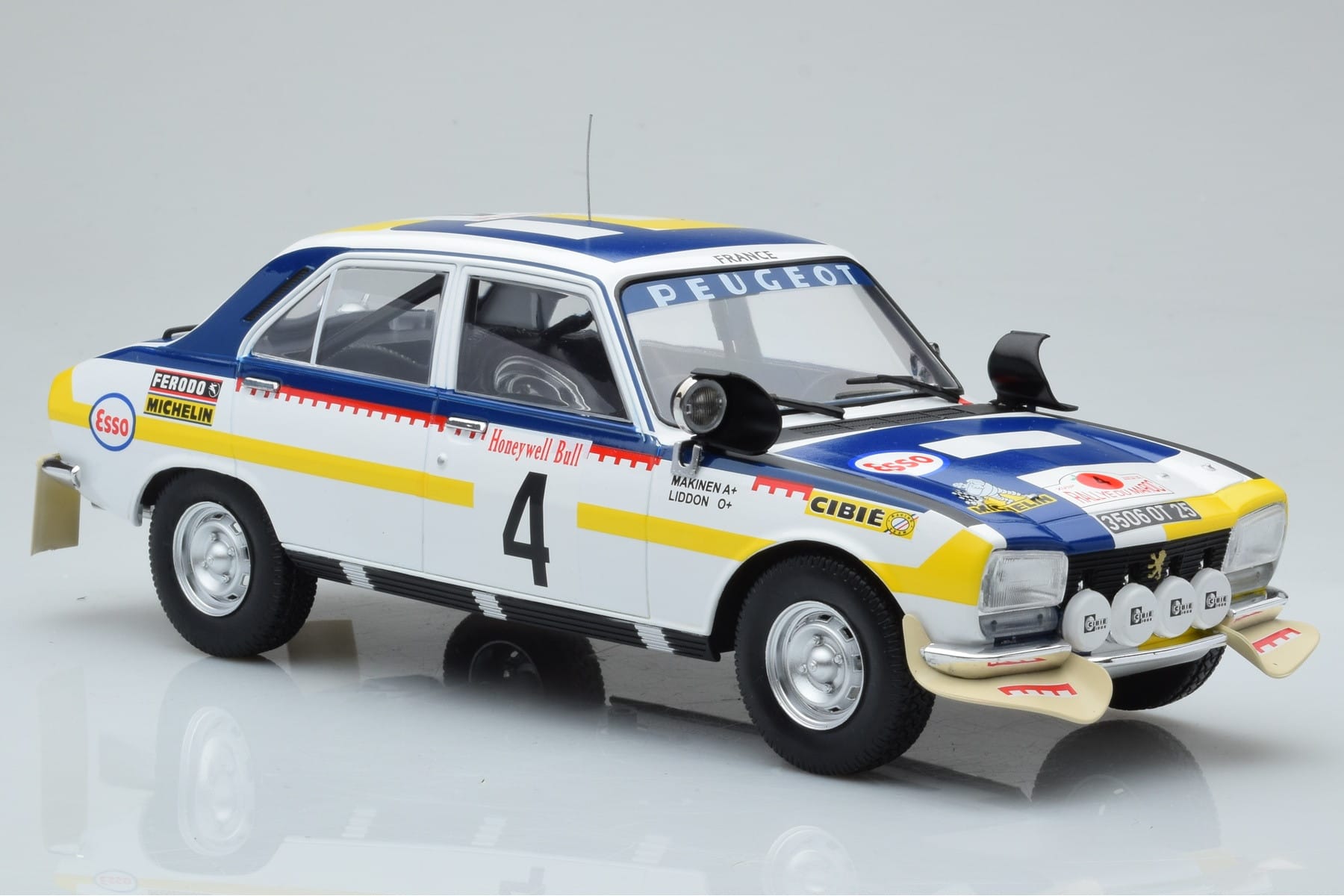 Peugeot 504 Ti #4 T. Makinen / H. Liddon Rally Morocco 1975 IXO 1:18 18RMC044B Метал — снимка 4 от 6