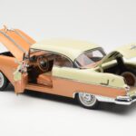 Pontiac Star Chief Hardtop Червен Бял Sun Star 1:18 - image 5 of 8