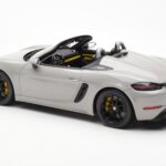 Porsche 718 Spyder Crayon Сив GT Spirit 1:18 - image 5 of 6