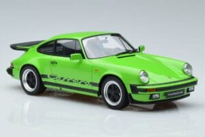 Porsche 911 3.2 Carrera Лайм Зелено GT Spirit 1:18 GT740 Смола — снимка 4 от 6