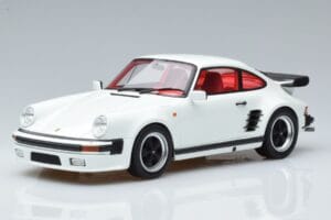 Porsche 911 930 Turbo S Grand Prix White GT Spirit 1:18 GT786 Смола
