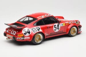 Porsche 911 934 #54 H. Striebig / A-C. Verney 24 Hours of Le Mans 1976 Minichamps 1:18 153766454 Метал — снимка 2 от 6