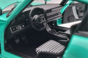 Porsche 911 964 RUF SCR Pearl Mint Зелен Almost Real 1:18 880206 Метал — снимка 8 от 10