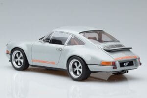 Porsche 911 964 Singer Сиво GT Spirit 1:18 GT088 Смола — снимка 5 от 6