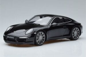Porsche 911 991 Carrera 4 Black Edition GT Spirit 1:18 GT114 Смола