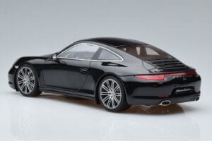 Porsche 911 991 Carrera 4 Black Edition GT Spirit 1:18 GT114 Смола — снимка 5 от 6