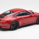 Porsche 911 991 Carrera GTS Carmine Червен Schuco 1:18 - image 3 of 8