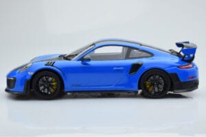 Porsche 911 GT2 RS 991.2 Weissach Package Син Черни Магнезиеви Джанти Minichamps 1:18 153068316 Метал — снимка 3 от 6