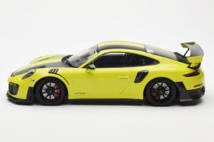 Porsche 911 991.2 GT2 RS Светлозелен С Черни Магнезиеви Джанти Minichamps 1:18 155068300 Метал — снимка 3 от 6