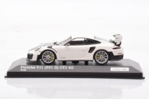 Porsche 911 991.2 GT2 RS Бял Minichamps 1:43