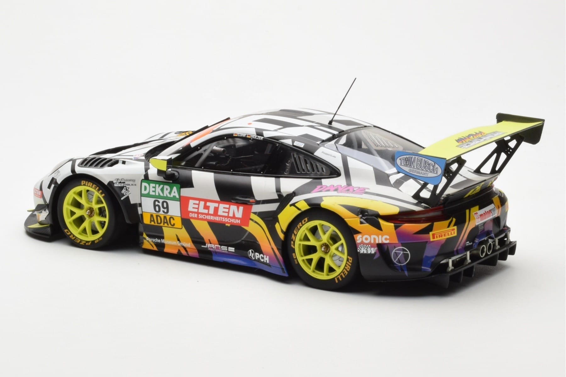 Porsche 911 991.2 GT3 R #69 Team Iron Force Racing Ring Police L. Luhr / M. Holzer ADAC GT Masters 2019 Minichamps 1:18 15319 — снимка 5 от 6