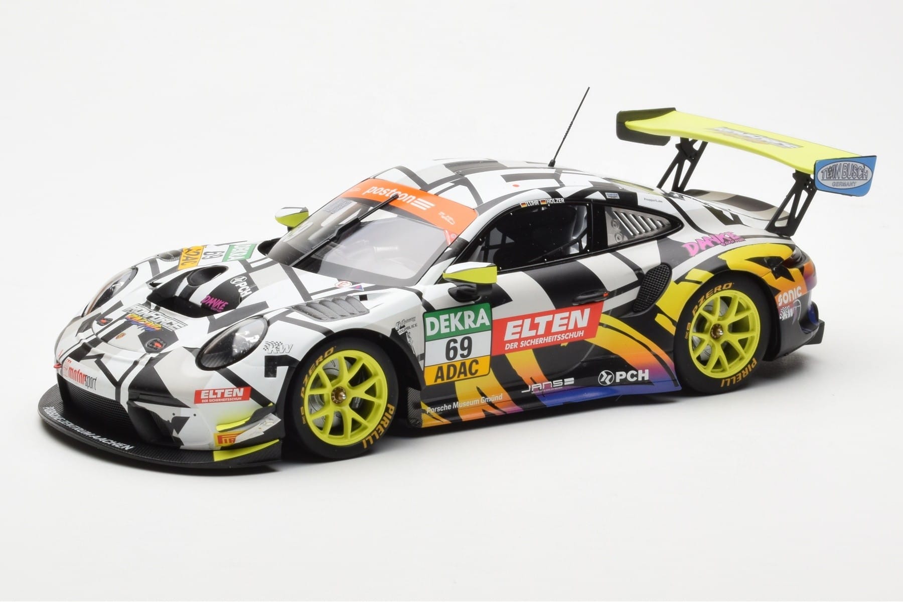 Porsche 911 991.2 GT3 R #69 Team Iron Force Racing Ring Police L. Luhr / M. Holzer ADAC GT Masters 2019 Minichamps 1:18 15319