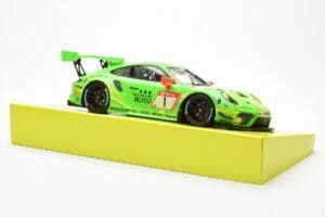 Porsche 911 991.2 GT3 R #1 Manthey Racing 24 Hours Nurburgring 2019 Minichamps 1:18 MG-M-911-19-1801 Метал — снимка 4 от 6