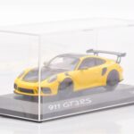 Porsche 911 991.2 GT3 RS Жълт Minichamps 1:43 - image 2 of 4